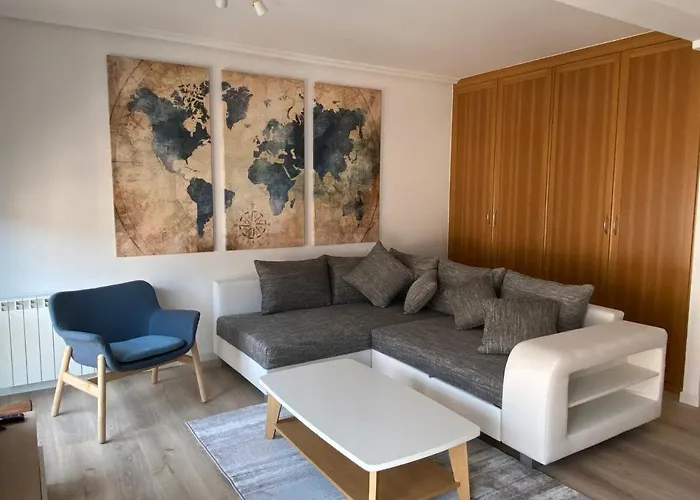 Precioso Apartamento A Estrenar En El Centro De Ezcaray 6-8 Pax